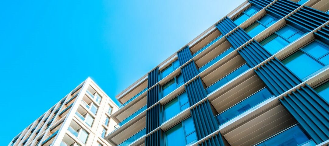 Prêt immobilier : avec des taux à 4% à la rentrée, faut-il attendre avant d&rsquo;acheter ? Actualités