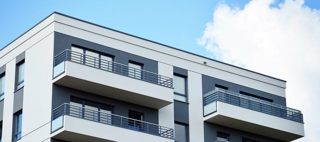 Prêt immobilier : trouver la meilleure banque avec la baisse des prix – Les 5 infos de la semaine Actualités